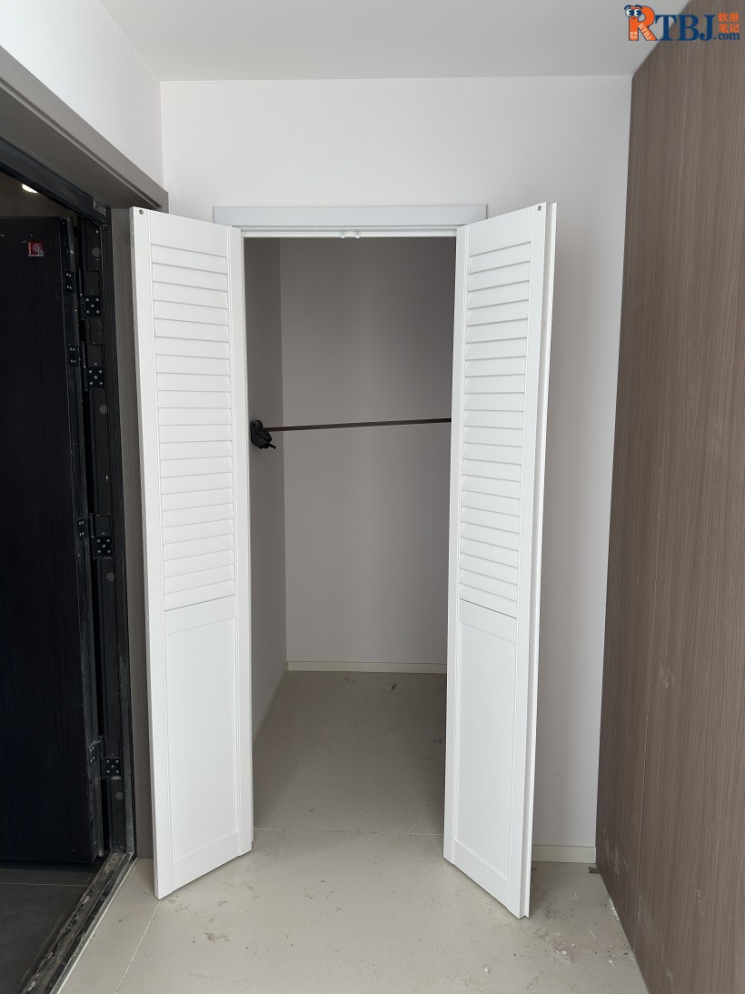百叶折叠门.jpg