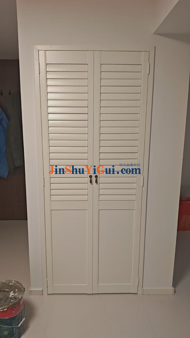 椴木百叶对开门.jpg